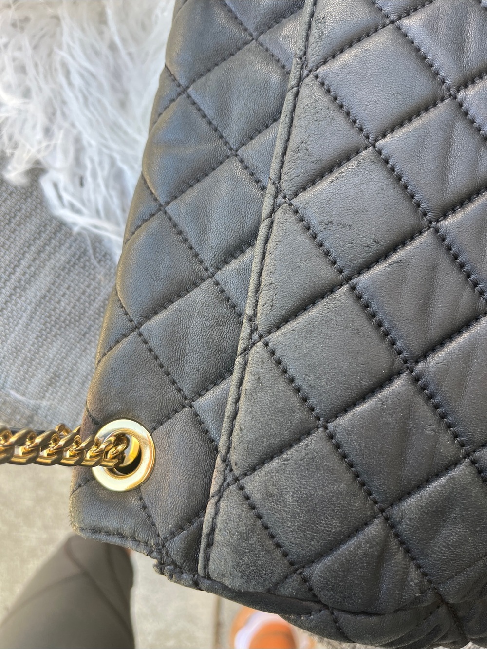 Michael Kors Black Quilted Shoulder Bag with Gold Hardware - Picture 14 of 16